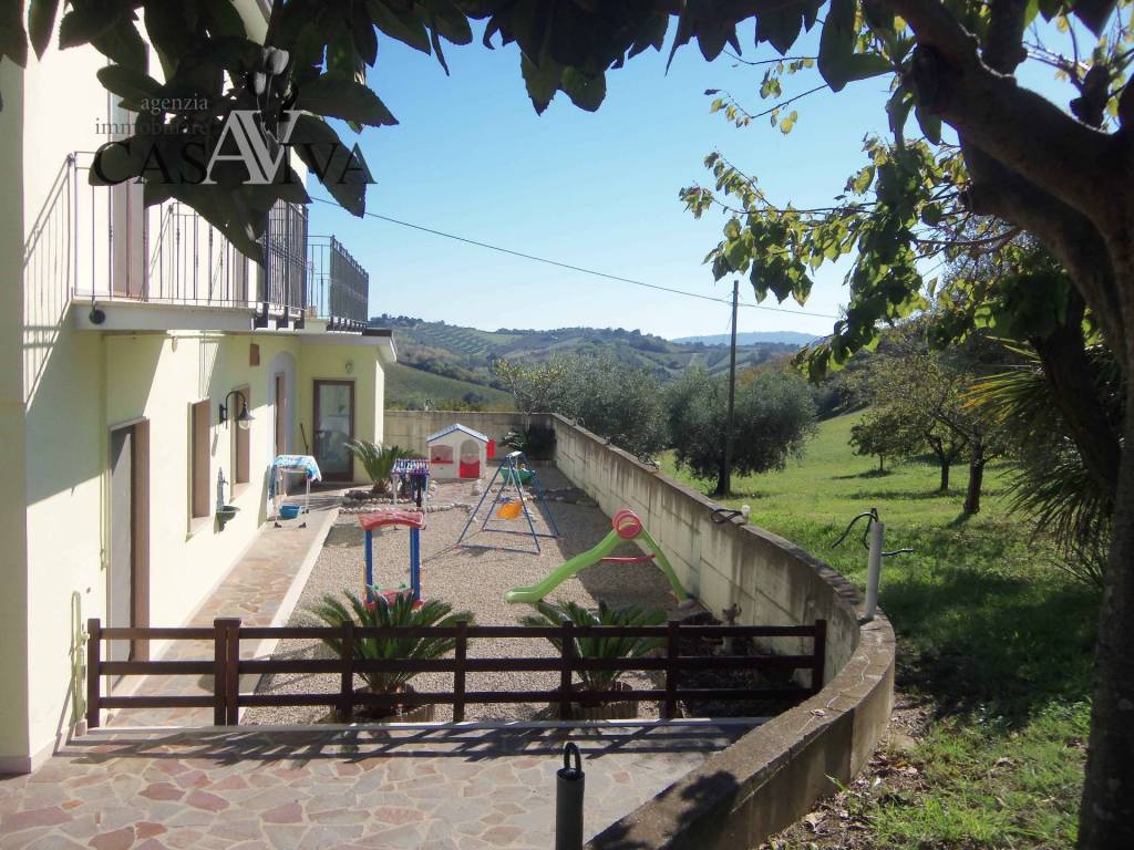 Rustico / casale a Monsampolo del tronto in Contrada Valle Cecchina, 8 - Foto 5