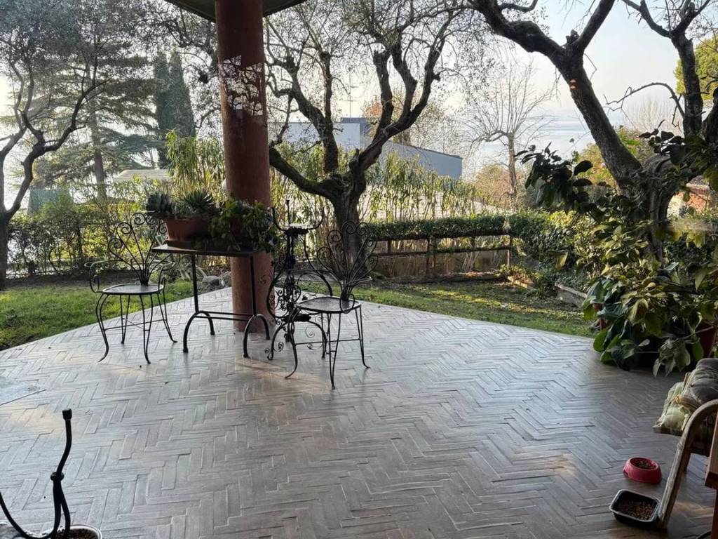 Villa a Bardolino in Via Peschiera No Number - Foto 4