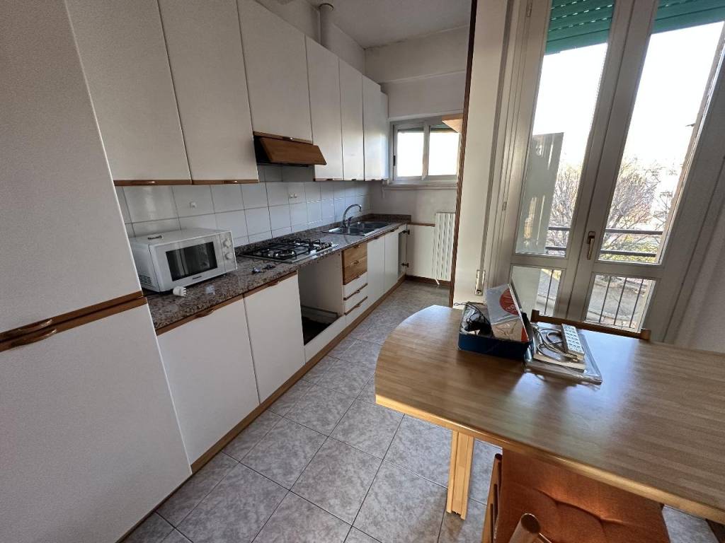 Appartamento a Cremona in Via Amedeo Tonani - Foto 3