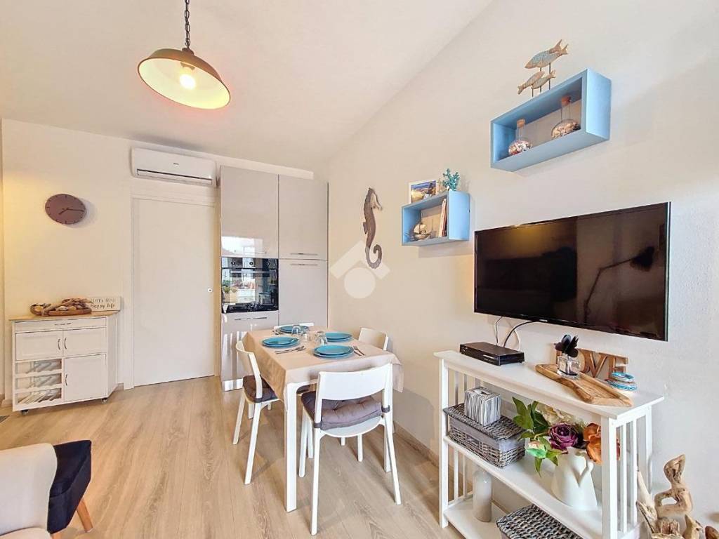 Appartamento a Castelsardo in Via Valle D'Aosta, 1 - Foto 5