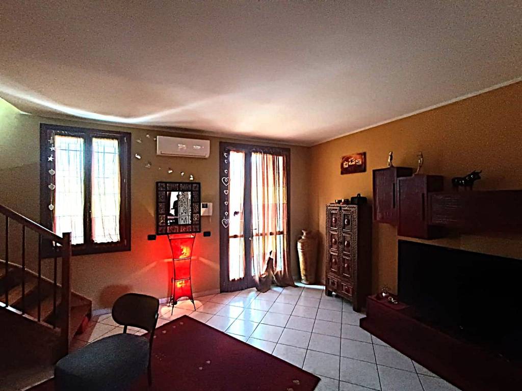 Villetta a schiera a Pegognaga - Foto 2