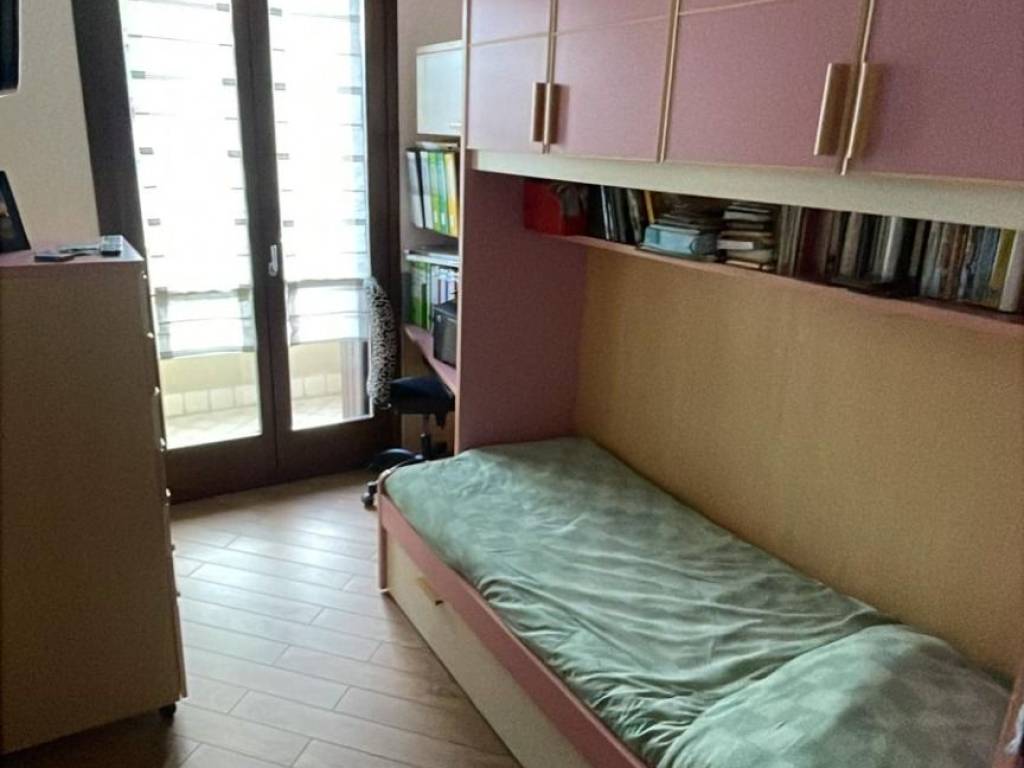 Villa a Valmadrera in Via Mosè Bianchi - Foto 4