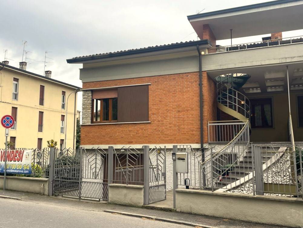 Villa a Chiari in Via San Sebastiano - Foto 2