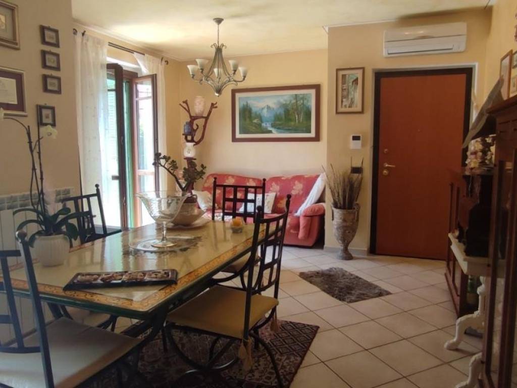 Villetta a schiera a Castelnuovo magra in Via Carbonara, , 33 - Foto 4