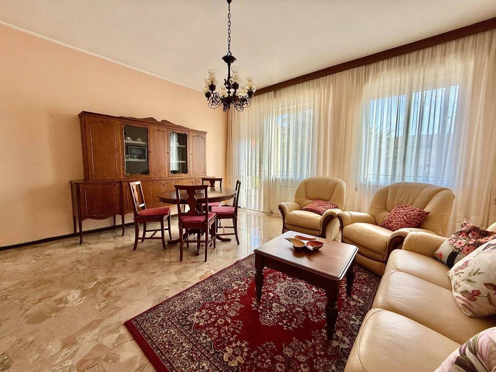 Appartamento a Cremona in Via Angelo Massarotti - Foto 3