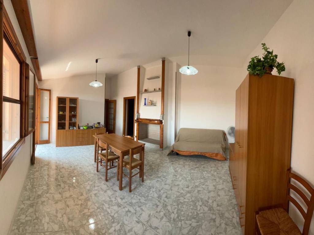 Appartamento a Posada in Via Peppino Mereu - Foto 2