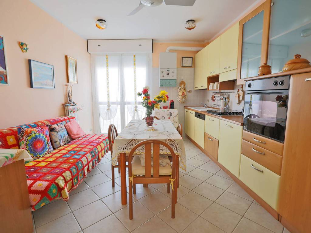 Appartamento a Comacchio in Viale Giosuè Carducci, 178 - Foto 2