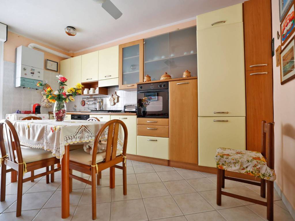 Appartamento a Comacchio in Viale Giosuè Carducci, 178 - Foto 3
