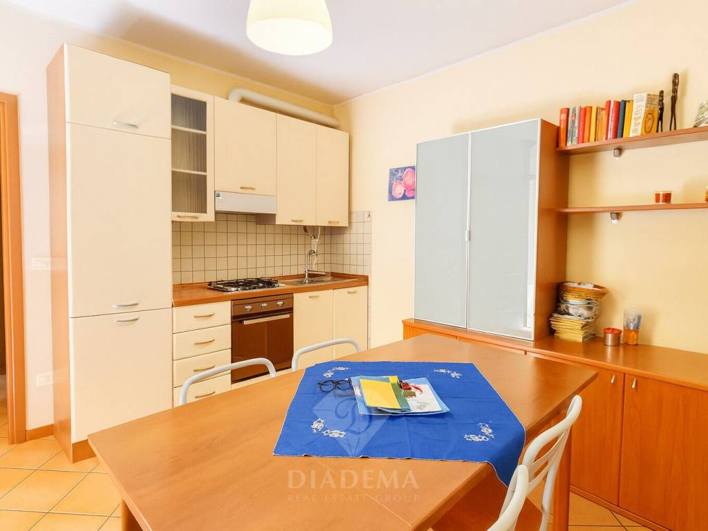 Appartamento a Jerago con orago in Via Cavour, 4 - Foto 4