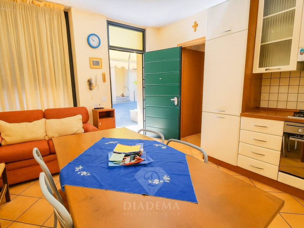Appartamento a Jerago con orago in Via Cavour, 4 - Foto 5