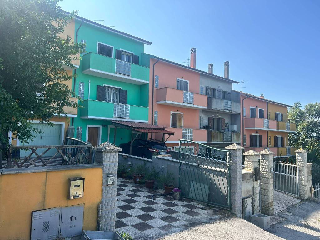 Villetta a schiera a Agugliano in Via Santa Caterina da Siena - Foto 3
