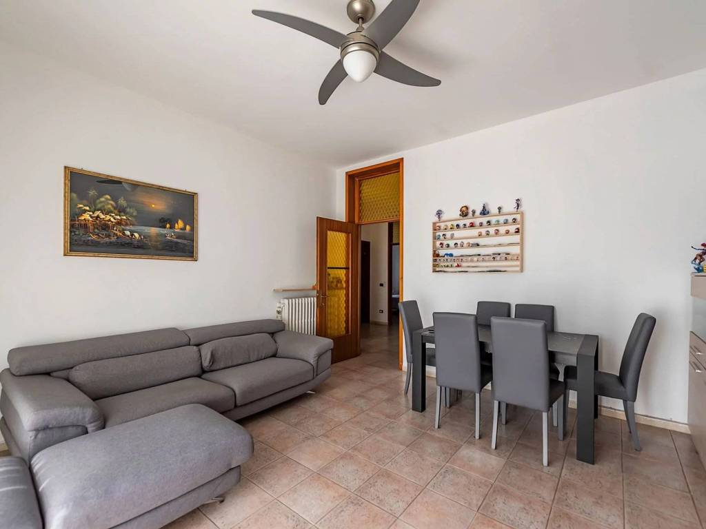 Appartamento a Origgio in Via Volta, 42 - Foto 3