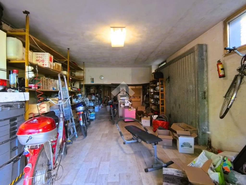 Box / garage a Civitanova marche in Via Tacito, 6 - Foto 3