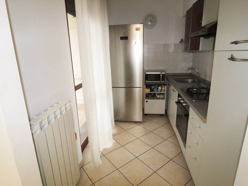 Appartamento a Gorla minore in Via Roma, 11 - Foto 5