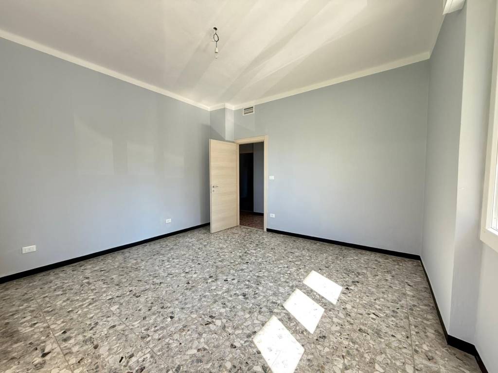 Appartamento a Imperia in Via Littardi - Foto 4