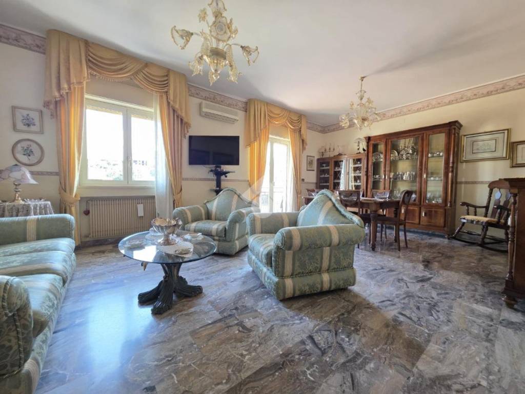 Appartamento a Reggio calabria in Via Calveri, 58 - Foto 3