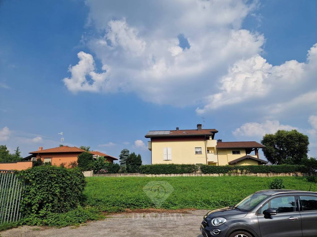 Terreno a Jerago con orago in Via Montebianco - Foto 3
