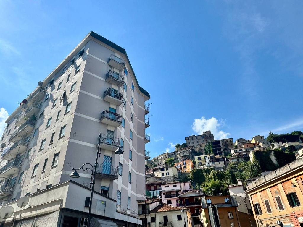 Appartamento a Ceccano in Piazza Berardi - Foto 2