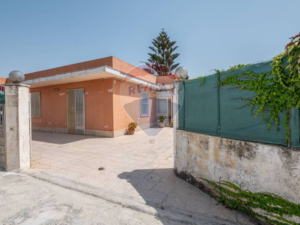 Villa a Ispica in Contrada Marina di Marza Via Etnea - Foto 3