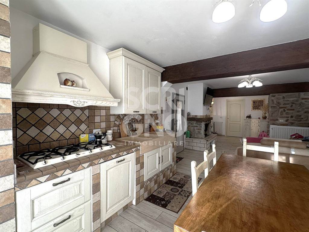 Appartamento a Vaiano in Via di Sofignano - Foto 4