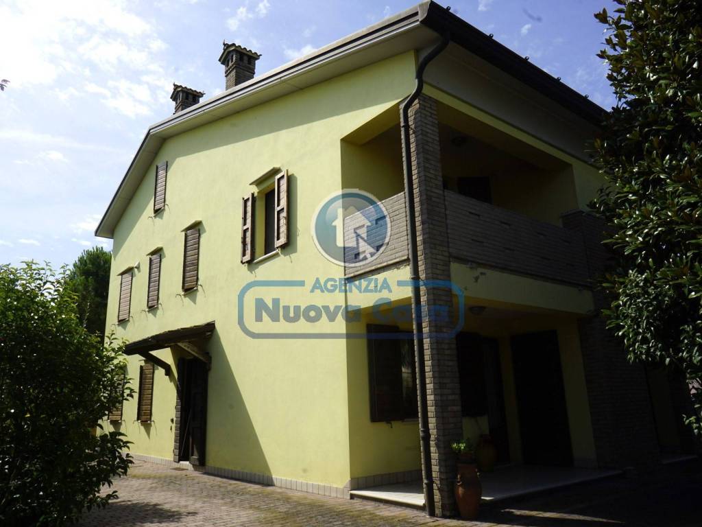 Casa indipendente a Alfonsine in Via Bruno Buozzi, 25 - Foto 2