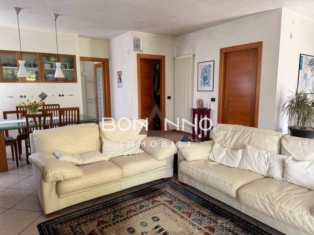 Villa a Riese pio x in VIA MONTELLO, 1 - Foto 4