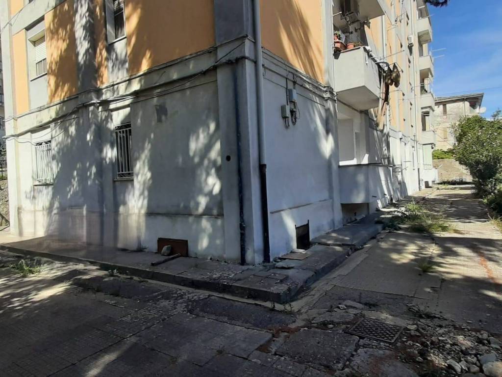 Appartamento a Cosenza in Via Francesco Cilea, 11 - Foto 2