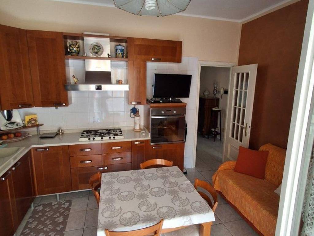 Appartamento a Asti in Corso Alla Vittoria - Foto 2