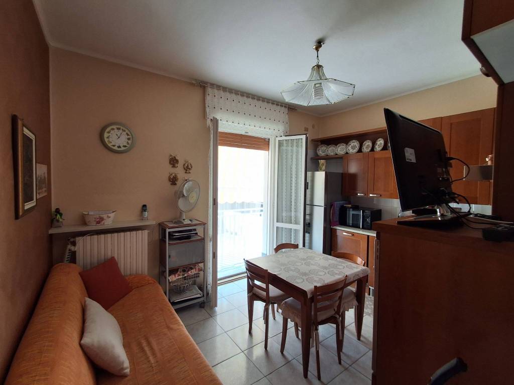 Appartamento a Asti in Corso Alla Vittoria - Foto 3