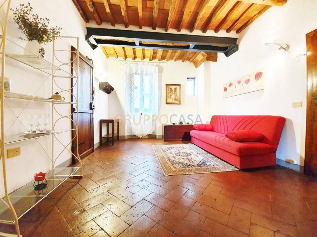 Appartamento a Pescia in Piazza del Duomo - Foto 2