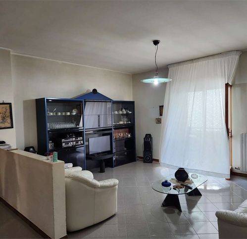 Appartamento a Santeramo in colle in Via Francesco Labarile 5 - Foto 2