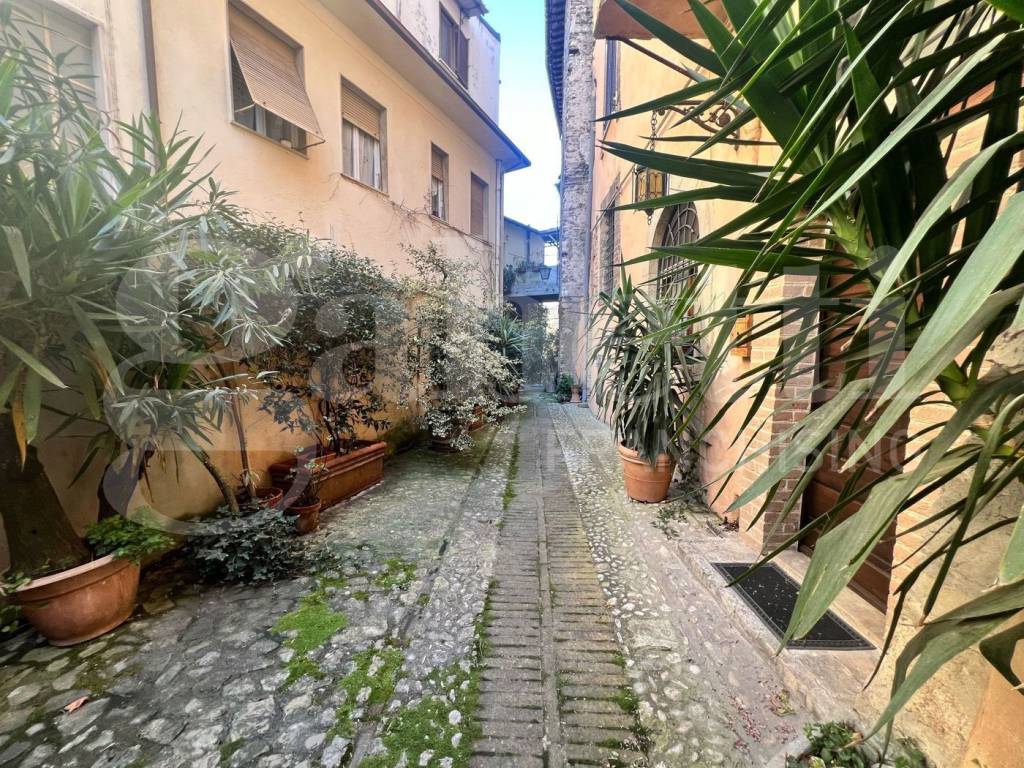 Appartamento a Spoleto in via Sant'Alò - Foto 2