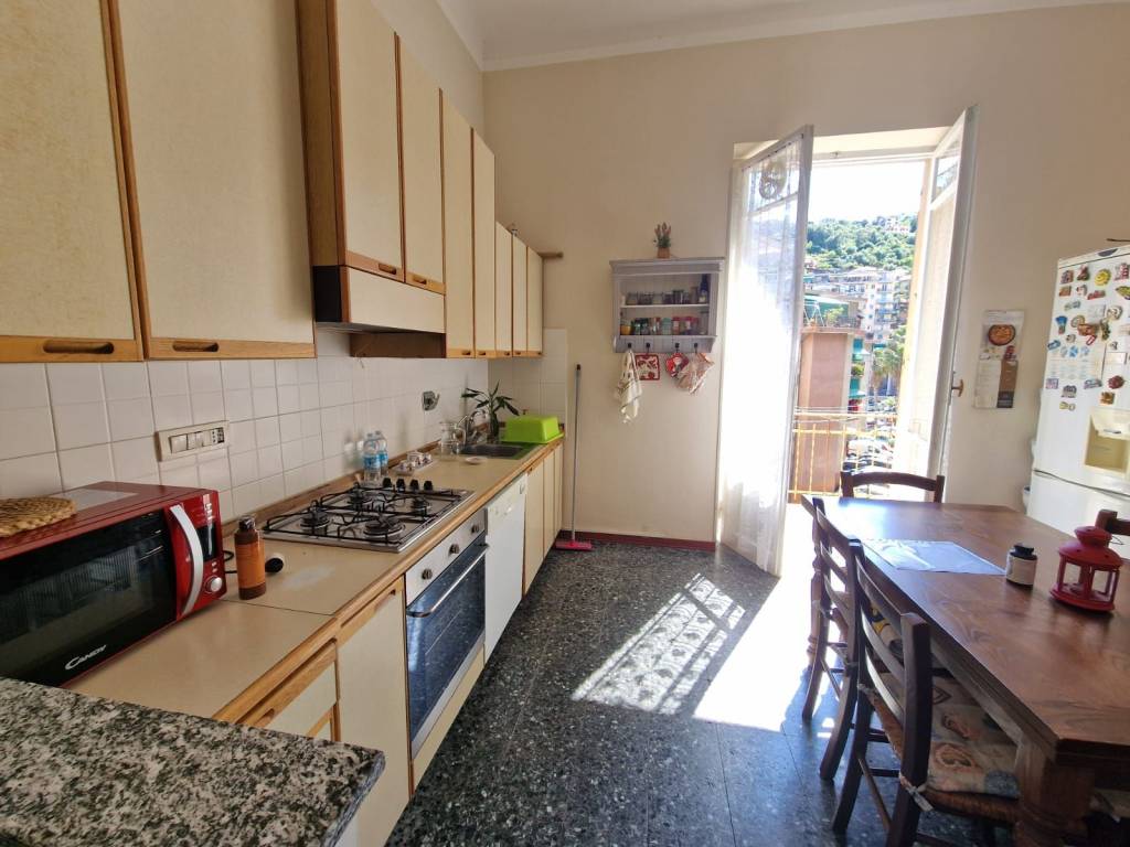 Appartamento a Sanremo in Via Martiri della Libertà, 299 - Foto 4