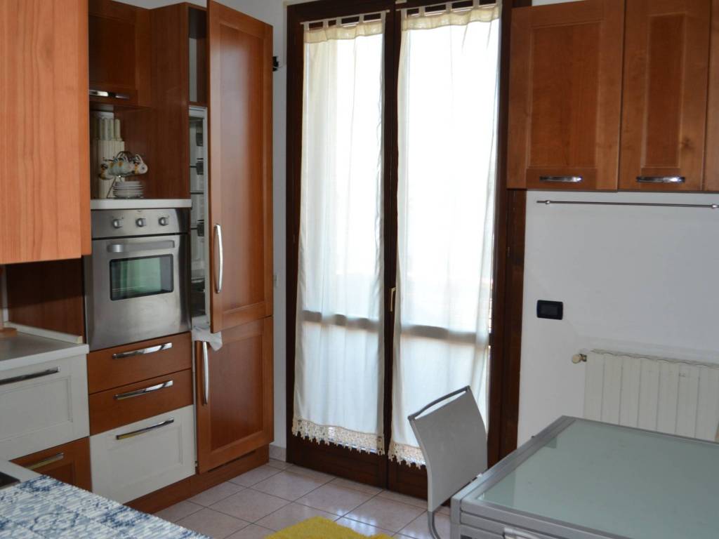 Appartamento a Ravenna in Via Giovanbattista Pirolini - Foto 4