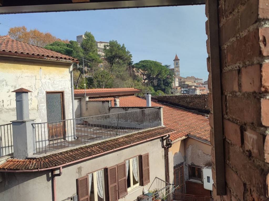 Casa indipendente a Ceccano in Viale della Libertà - Foto 2
