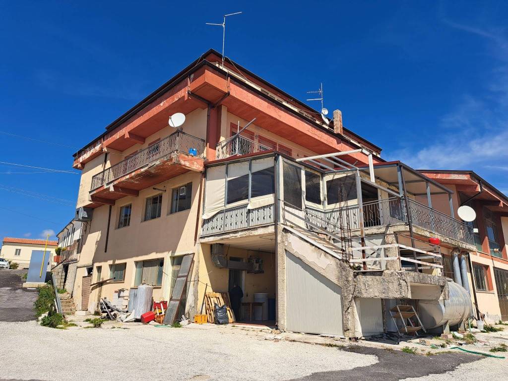 Palazzo / stabile a Macchiagodena in Contrada Incoronata - Foto 3