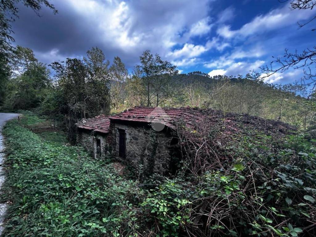 Appartamento a Beverino in Via Gambella, 1 - Foto 3