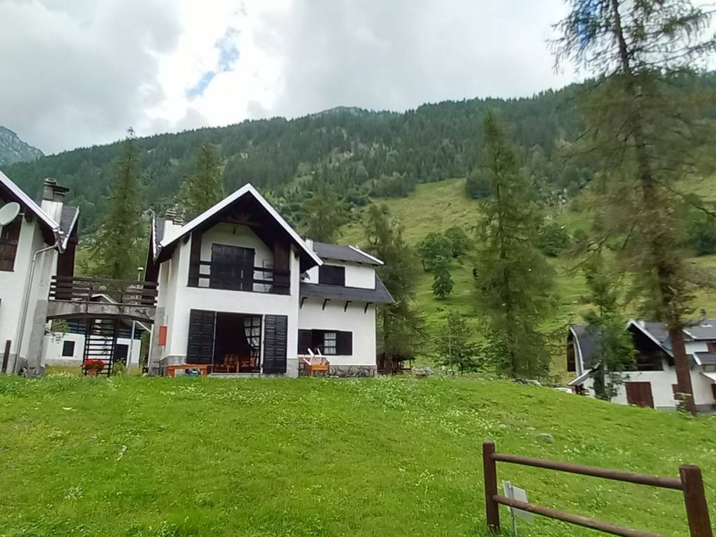 Villa a Carcoforo in VILLAGGIO SELVA BRUNA, 28 - Foto 4
