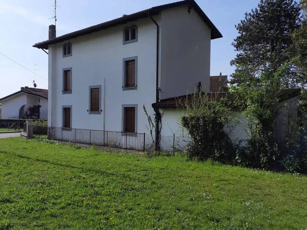 Villa a Travesio in Via Giuseppe Mazzini, 24 - Foto 4