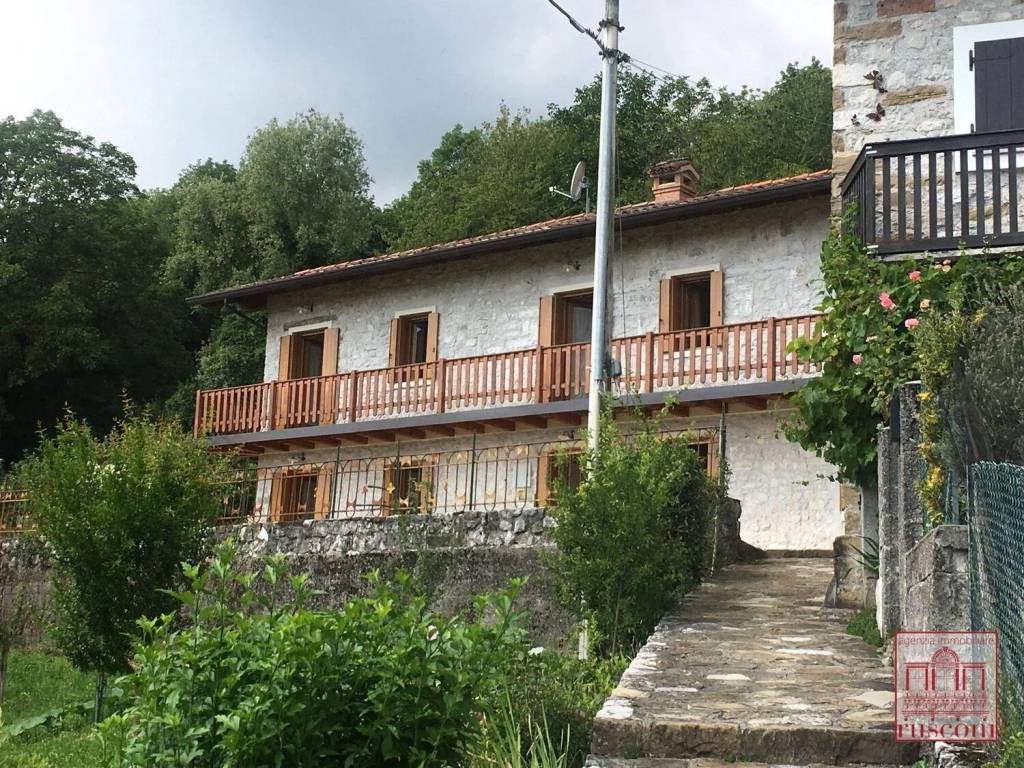 Villa a Frisanco in Via Della Sisola S.N.C. - Foto 2
