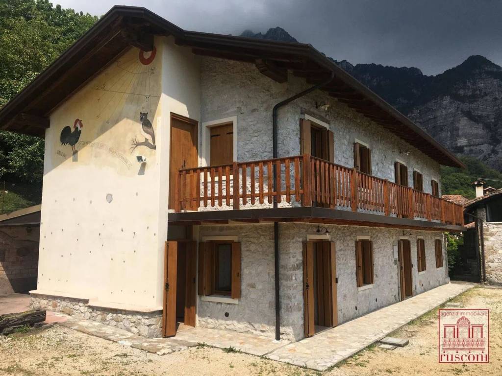Villa a Frisanco in Via Della Sisola S.N.C. - Foto 3