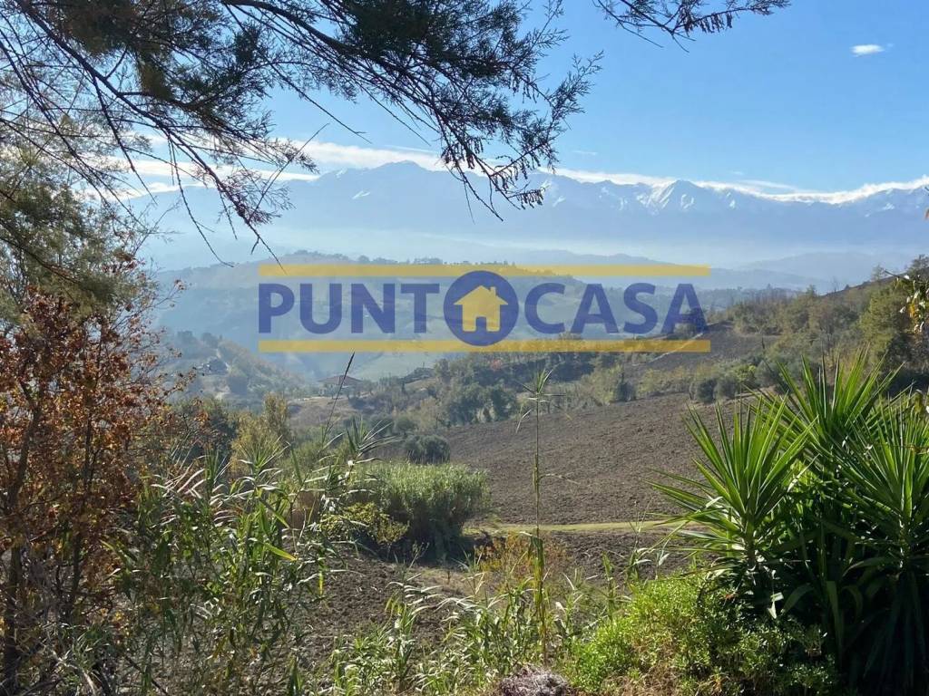 Rustico / casale a Teramo in Contrada Cerreto S.N.C. - Foto 5