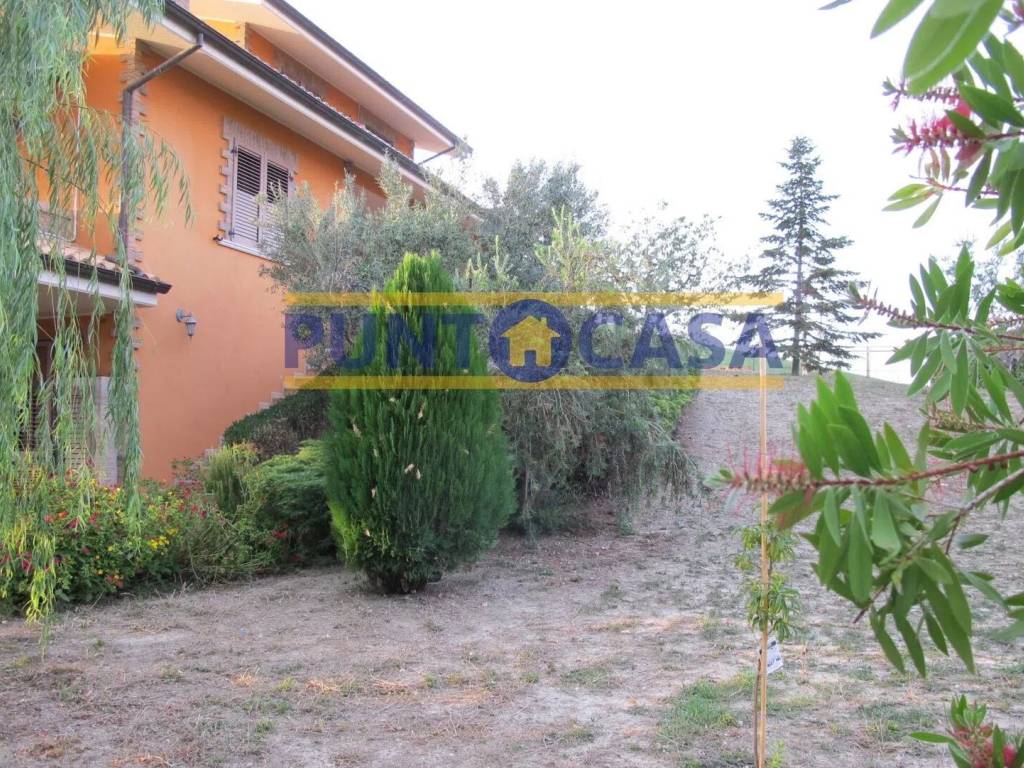 Villa a Campli in Frazione Villa Boceto S.N.C. - Foto 3
