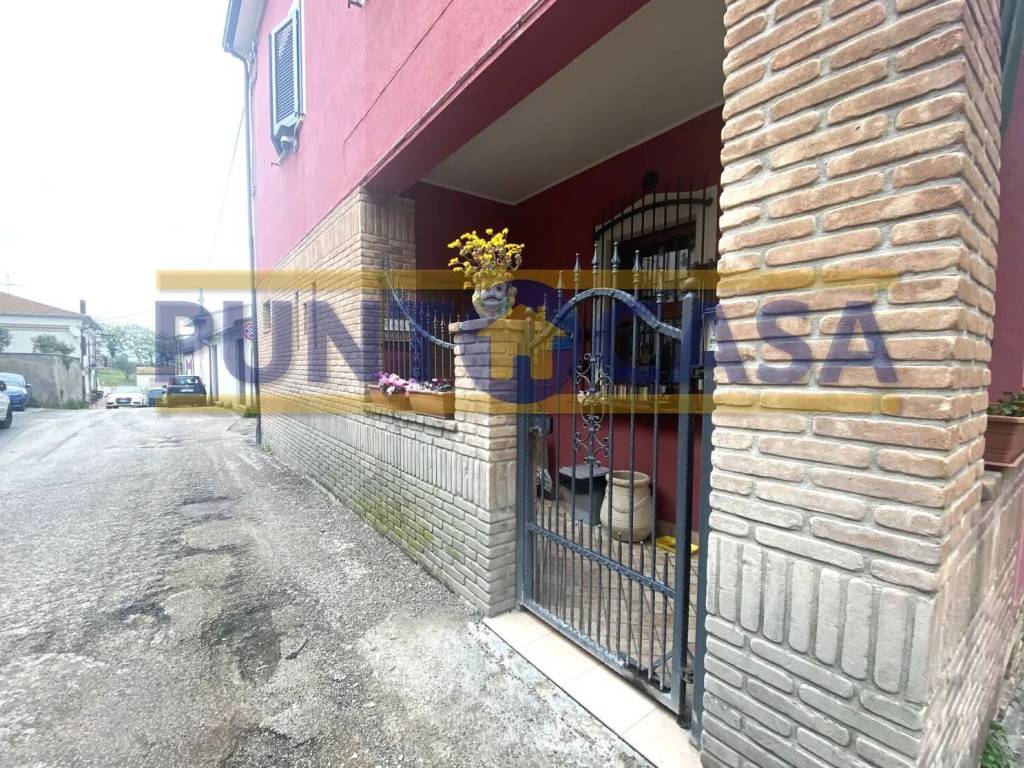 Villa a Teramo in Vico Terzo S.N.C. - Foto 2