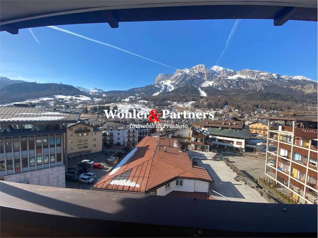Appartamento a Cortina d'ampezzo in Cortina D'Ampezzo - Foto 2