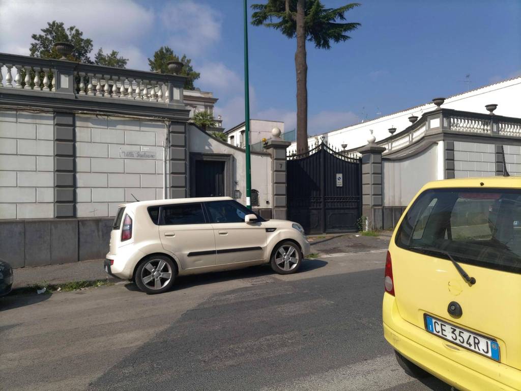 Villa a Napoli in Via Vittorio Veneto, 5 - Foto 2