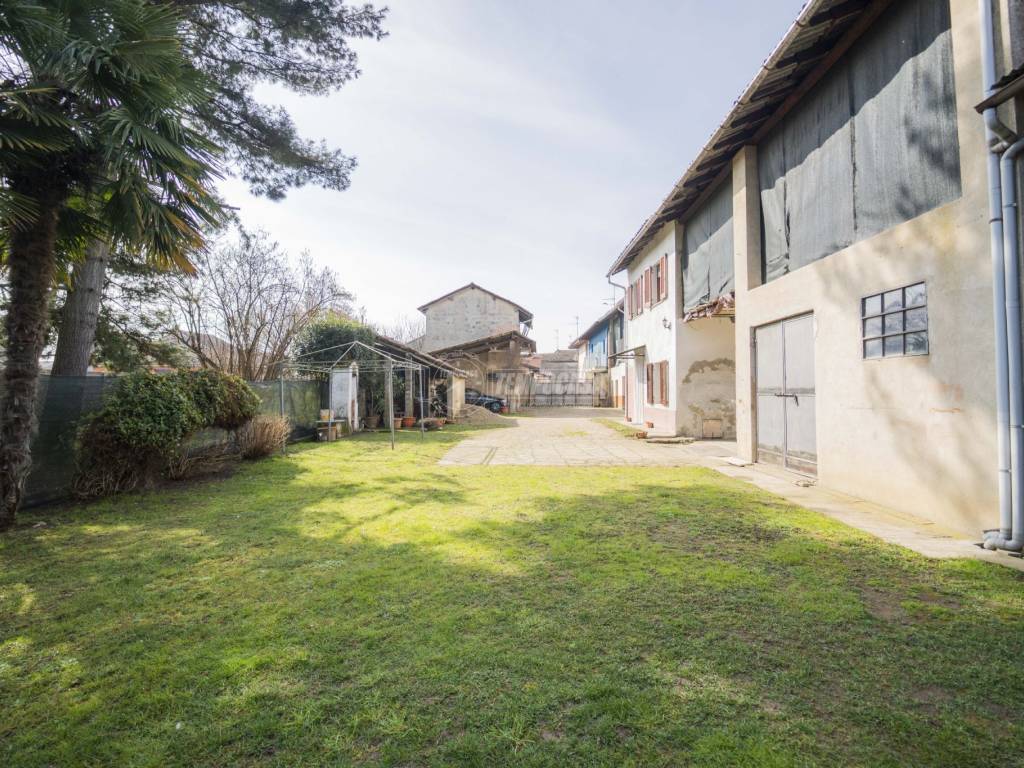 Casa indipendente a Langosco in Via Giuseppe Mazzini 38/6 - Foto 3