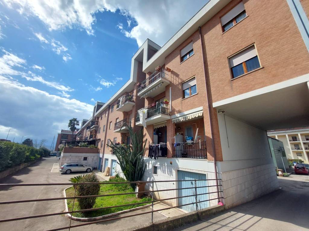 Appartamento a Benevento in Via San Giuseppe Moscati - Foto 3