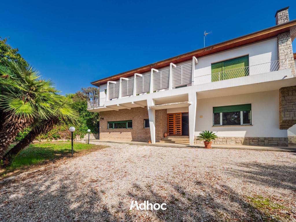 Villa a Fano in Viale Ruggero Mariotti, 3 - Foto 4