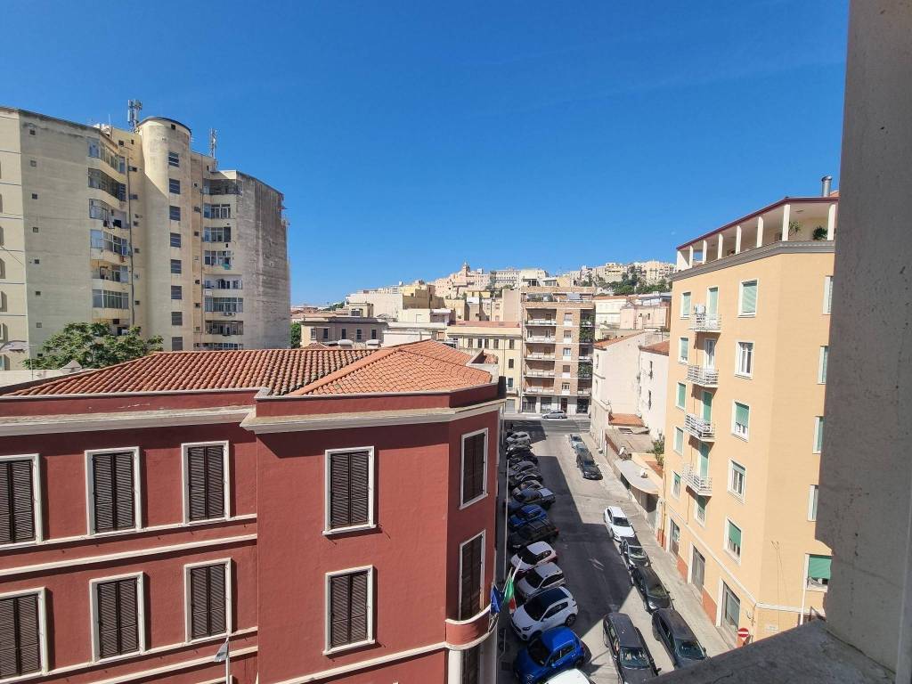 Appartamento a Cagliari in Piazza Galileo Galilei, 42 - Foto 2